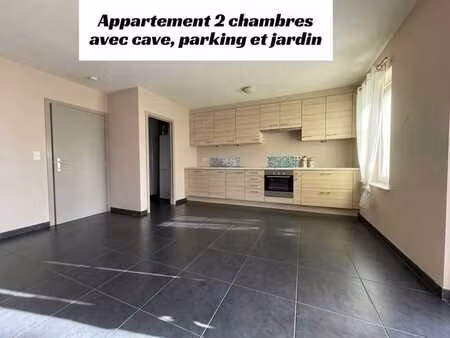 très bel appartement 2ch avec jardin privatif et parking