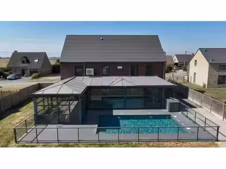 maison passive haut de gamme avec installations équestres
