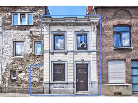 maison 1 chambre à rafraîchir - proche de toutes commodités