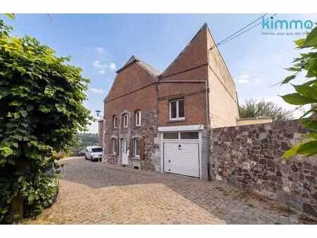 charmante maison 5 chambres avec garage et bureau