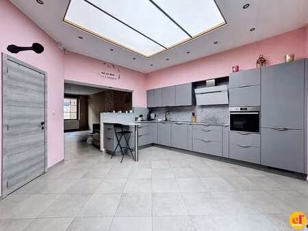 magnifique maison 3f rénovée 3 ch-jardin-terrasse- 2 garages