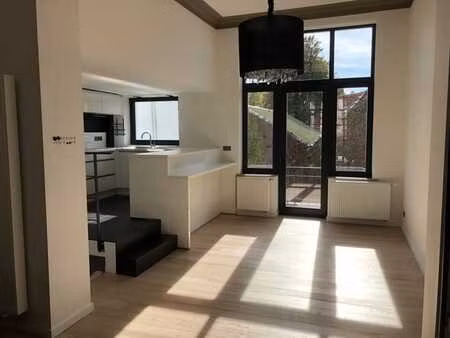 charmant appartement 2 ch. ixelles