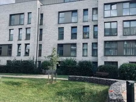 appartement de standing 3 chambres. uccle calevoet.