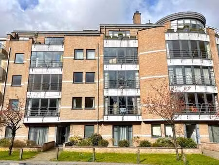 appartement 2 ch.  watermael-boitsfort  peb c