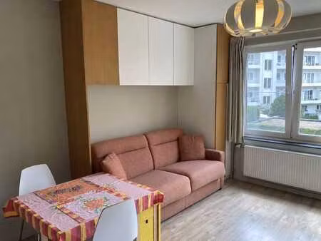 studio prête à emménager située sur la zoutelaan  près des c