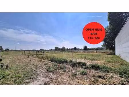 open huis zaterdag 08/08 van 11u-12u. rustig landelijk ge...