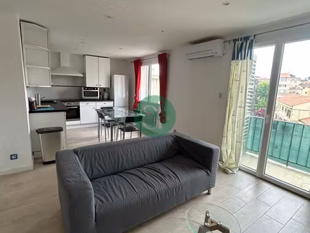 appartement t2 meublé - libre 1er septembre - à deux pas du