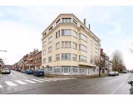 élégant appartement au rez-de-chaussée