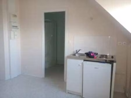 location appartement t1 à neufchâtel-en-bray (76270) : à louer t1 / 13m² neufchâtel-en-bra