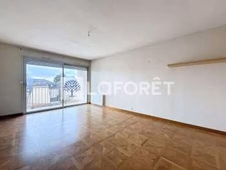 location appartement chambre à thouars (79100) : à louer chambre / 52m² thouars