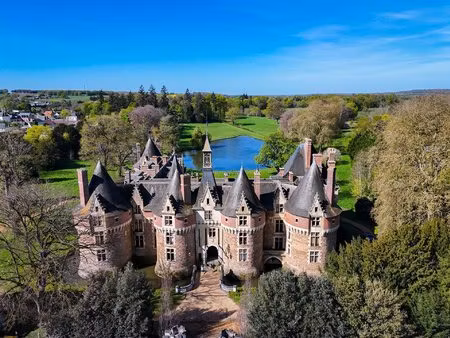 extraordinaire château des xve xvi ie siècles richement restauré au xi xe siècle pour une.