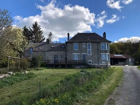 grande maison familiale  7 chambres et terrain de 9202m2