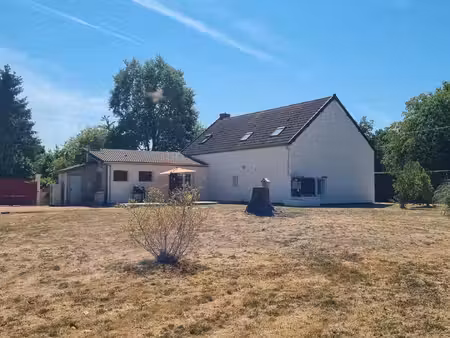 vous rêvez d'une maison où poser vos valises  au calme  et a