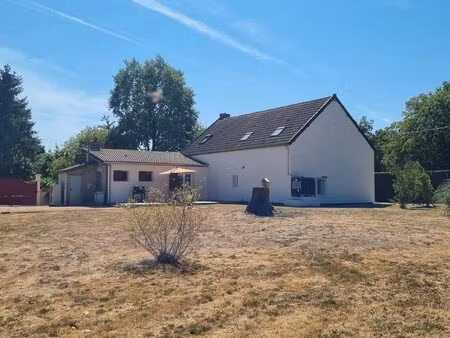 vous rêvez d'une maison où poser vos valises  au calme  et a