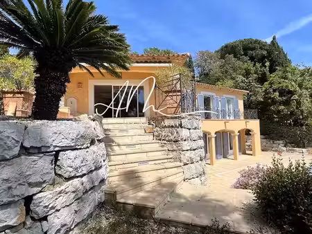 vente villa 8 pièces 200 m² à rayol-canadel-sur-mer (83820)  2 390 000 €