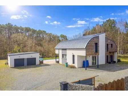 maison comtemporaine 206m²- piscine - double garage - jardin