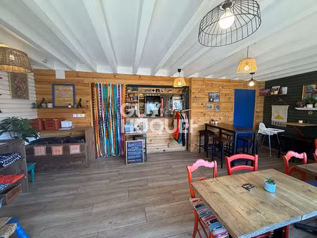 local commercial mimizan 104 m2