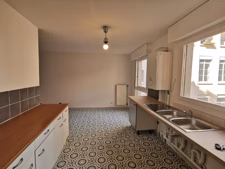 location appartement 3 pièces 79 m² à lyon 4 (69004)