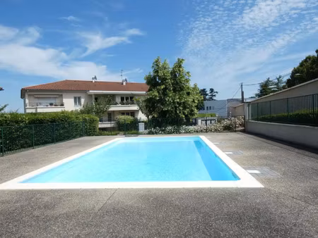 location appartement 1 pièce 36 m² à oullins-pierre-bénite (69600)