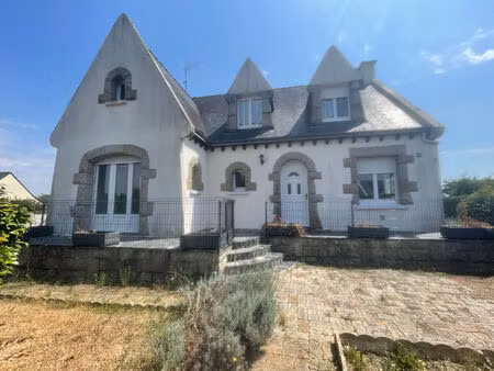 maison de 6 pièces à gourhel (56800)