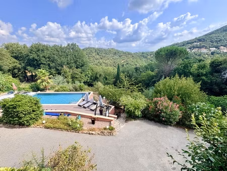 maison à propriété d’exception de 500 m² – maison de famille ou domaine d'accueil (gîtes &