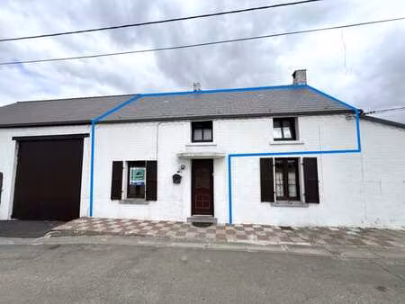 petite maison avec 1 chambre à leugnies (pas de jardin).