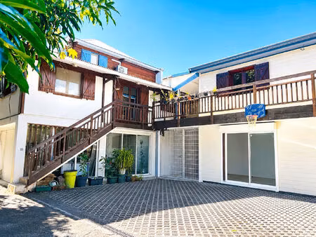 à vendre sur la possession - maison avec annexe indépendante sur terrain de 555 m²