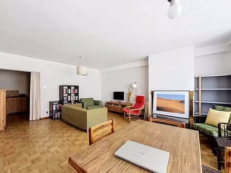 jette  appartement 2ch + bureau de ± 106m² avec terrasse