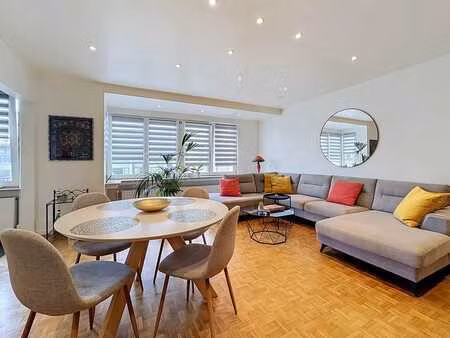 magnifique appartement rénové de 97 m² avec 2 ch