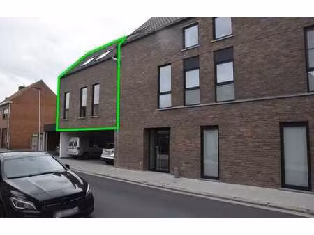 appartement en duplex avec deux chambres et une terrasse ex…