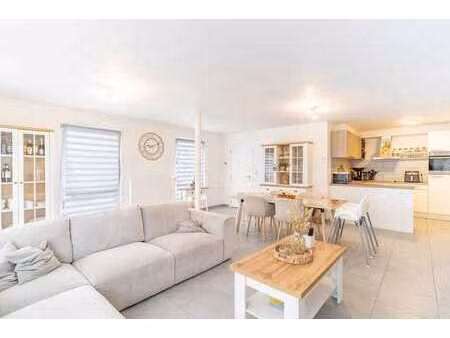 appartement 3ch au bout d'une voie sans issue