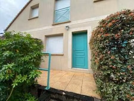 location appartement t1 à triel-sur-seine (78510) : à louer t1 / 28m² triel-sur-seine