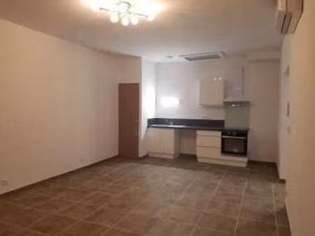 location appartement 2 pièces à béziers (34500) : à louer 2 pièces / 52m² béziers