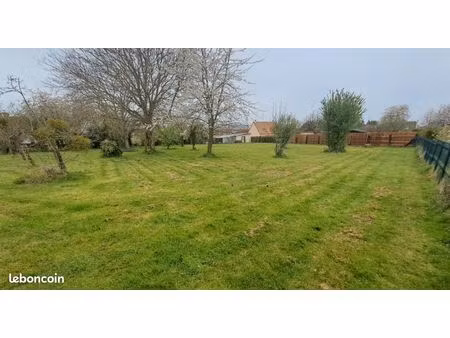 terrain 1 562 m² vieux fume