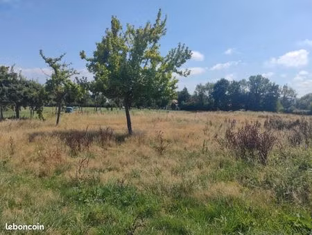 terrain 1 047 m² saint martin aux chartrains