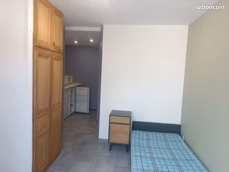 studio étudiant