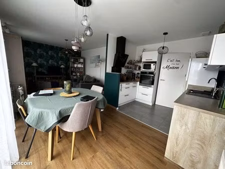 appartement 3 pièces 65 m²
