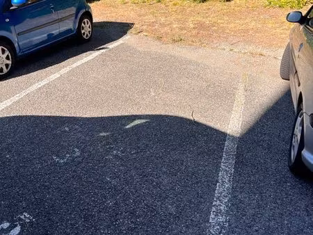 loue place de parking quartier bajatiere