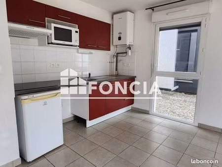 studio 1 pièce 32 m²