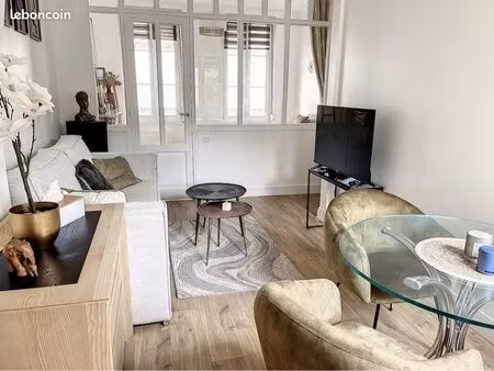 appartement t2 meublé - centre ville - jardin privé