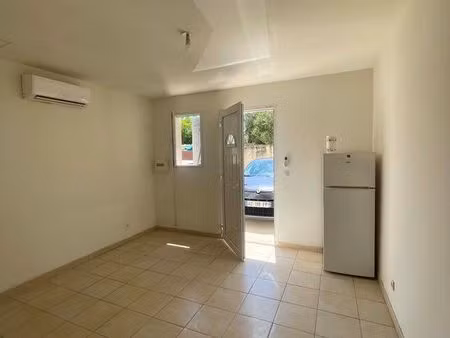 studio disponible immédiatement 25m2