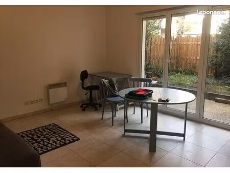 studio 1 pièce 29 m²