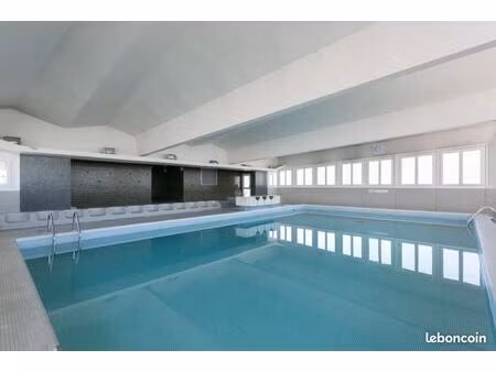 studio 1 pièce 28 m²