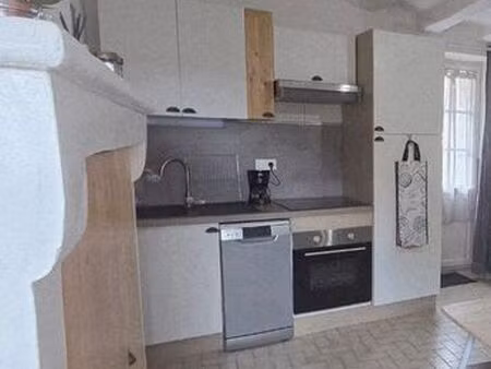peite maison meublée avec jardin