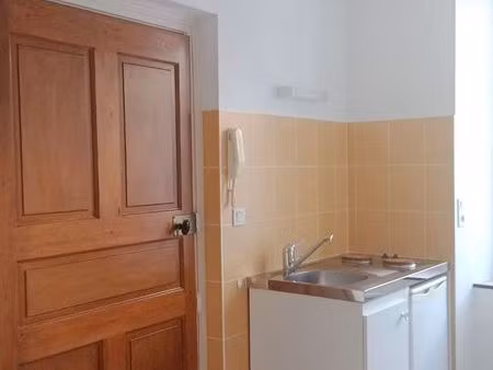 appartement rénové angers centre quartier château