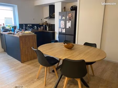appartement t2 meublé de 50 m² – entrechaux centre