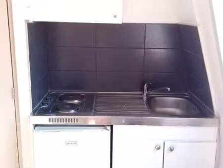 appartement 1 pièce 12 m²