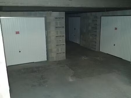 box 40m²