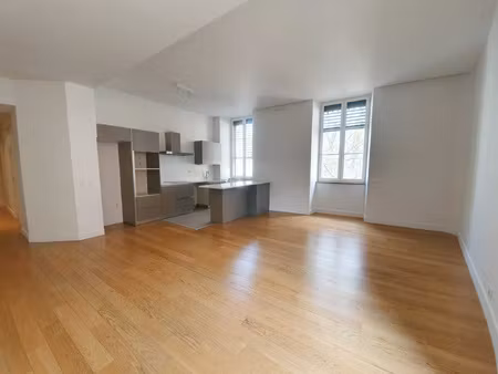 les carmes - appartement t3 dans résidence de standing