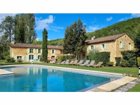 maison de luxe à vendre à beaumont-du-périgord